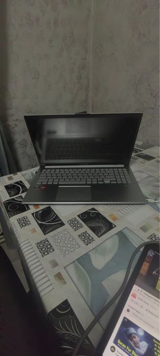 Продам ноутбук 15 Asus vivobook