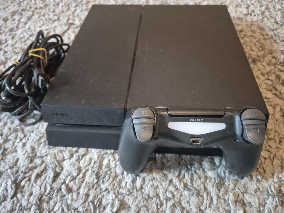 Playstation 4 Sony PS4 PS 4, 1 TB  complet+ 3 jocuri FIFA  23, CODuty