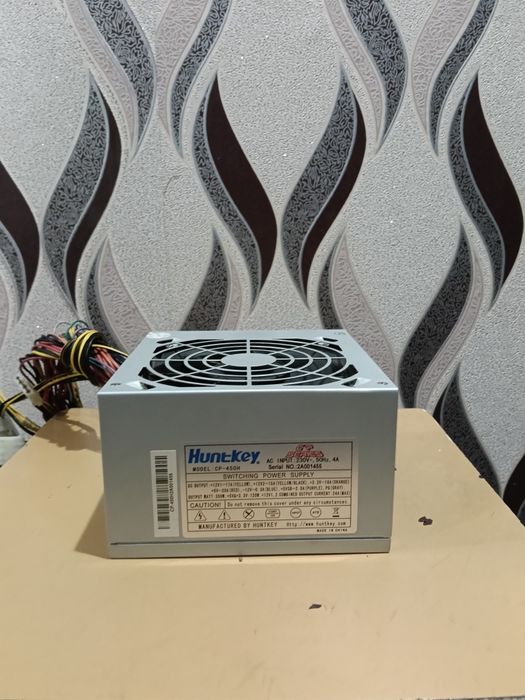 Блок питания Huntkey