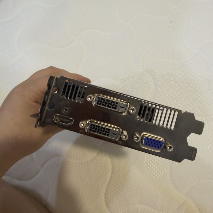 Видеокарта 750ti 2gb (ASUS)