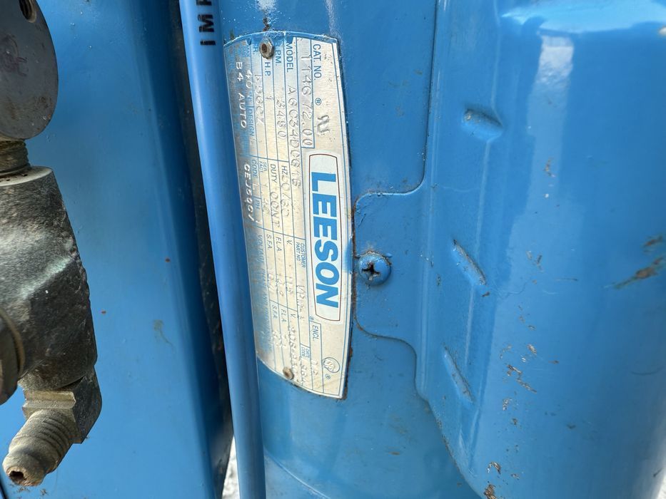 * LEESON вакумный насос оригинал USA