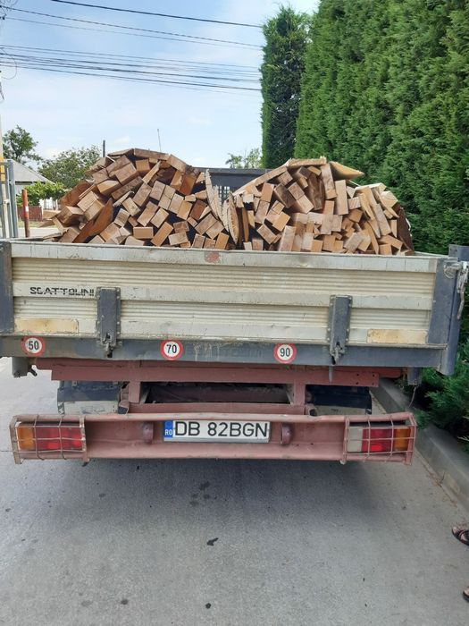 Nisip,pietris,lemne,materiale de constructii