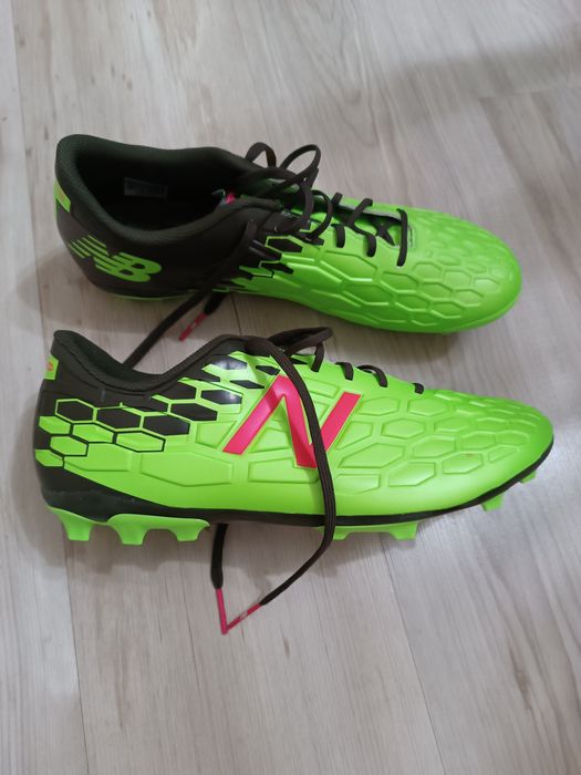 Футболни обувки NB-70лв