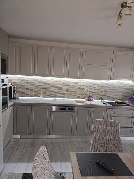 De vânzare casa tip duplex