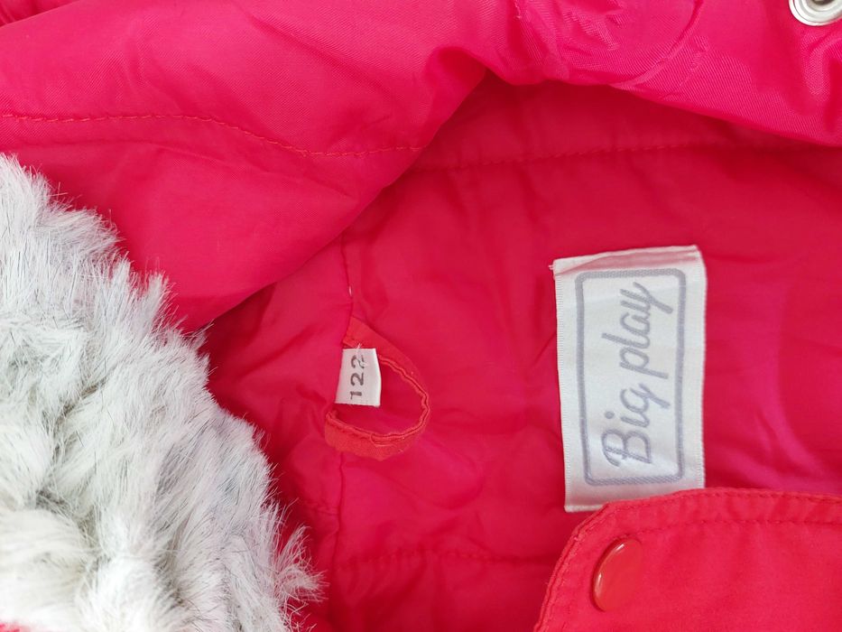 Vând geci  fete  Cherokee  marimea 98-122 si rochită groasă