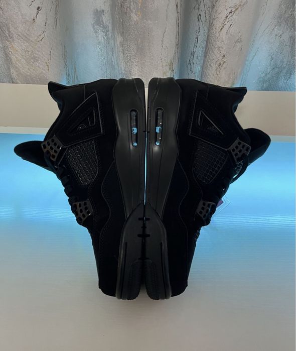 Adidasi jordan 4