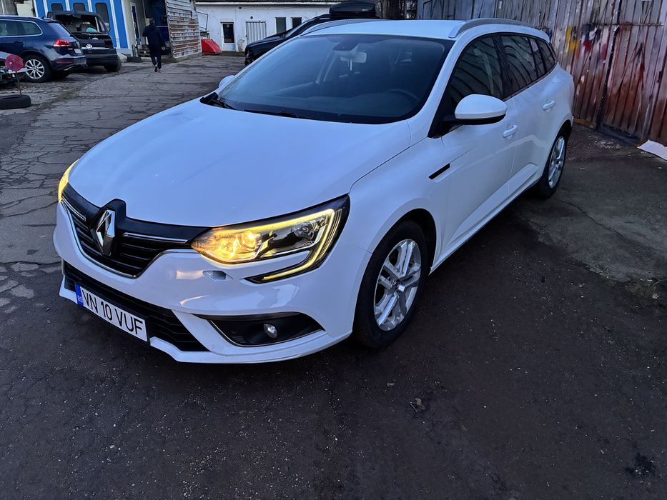 Renault Meagan euro6 avariat,lovit deplasabil pe ori ce distanța