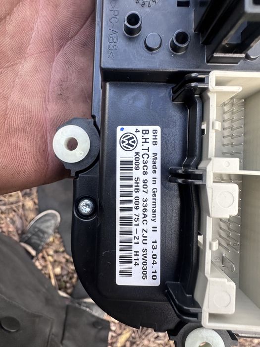 Панел Климатроник VW Passat B6 2010Година