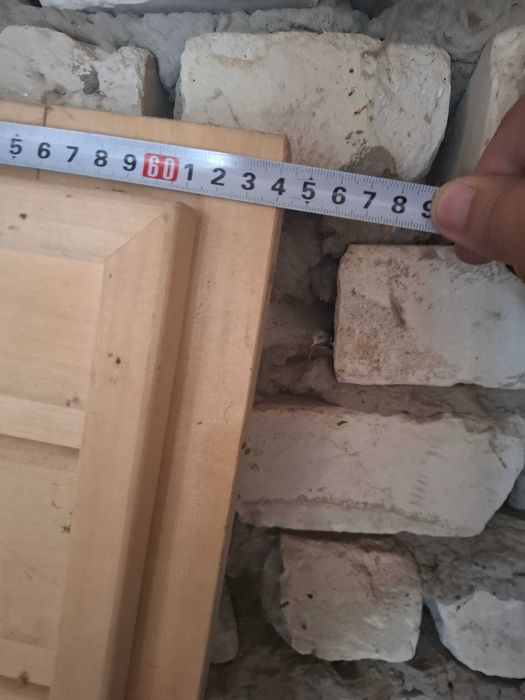 Продам деревянную дверь для бани