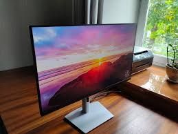 Продавам два монитора Dell 27" P2722H