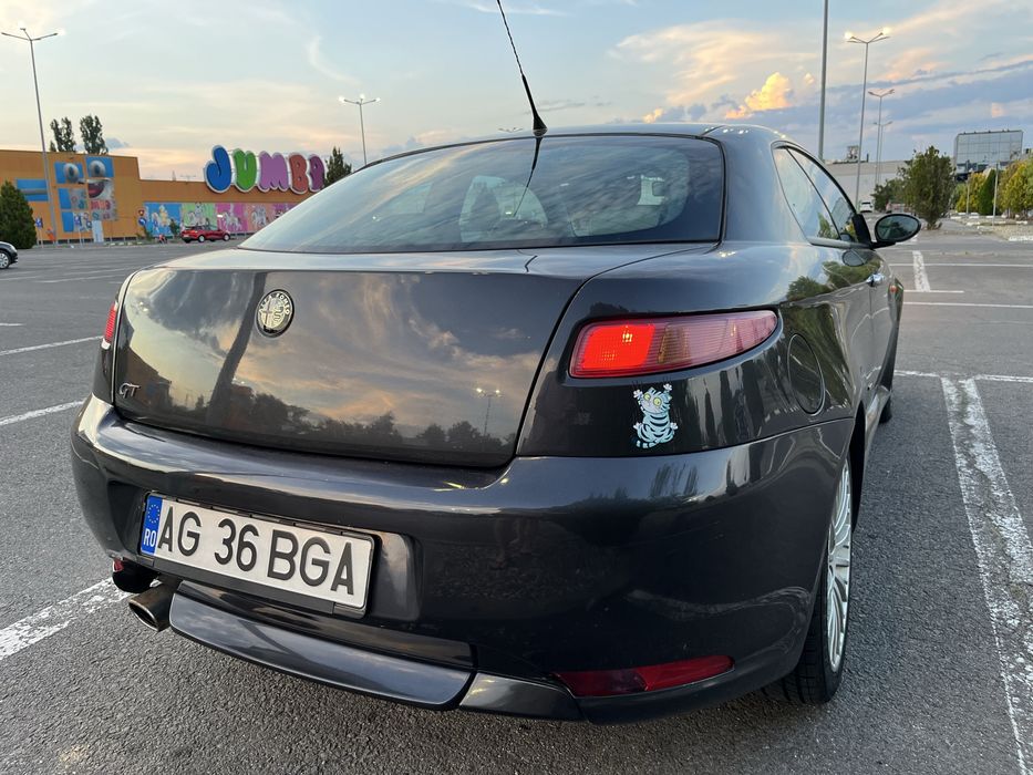 Alfa romeo Gt 2006.