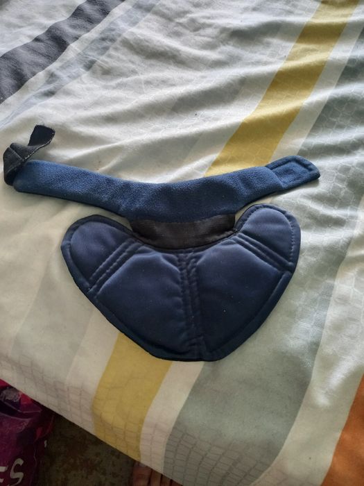 Продам хокейную форму !