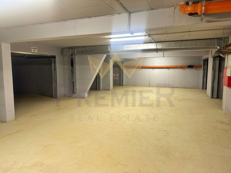 Продава се Гараж / Паркомясто в Варна, Погреби - 21 кв.м за 977 €/кв.м - Снимка #3