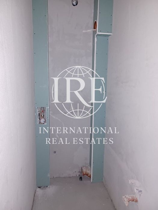 Продава се Тристаен апартамент в Варна, Централна поща - 126 кв.м за 1012 €/кв.м - Снимка #3