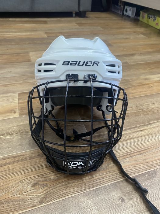 Хоккейная форма.