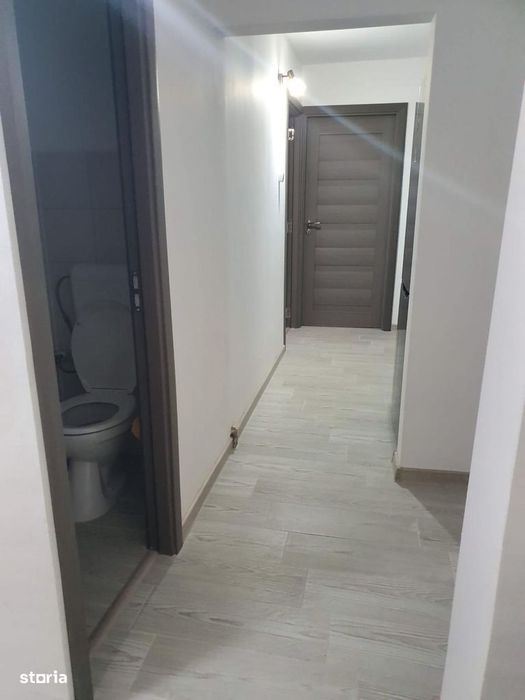 Apartament 4 camere, Pitesti, strada Dacia