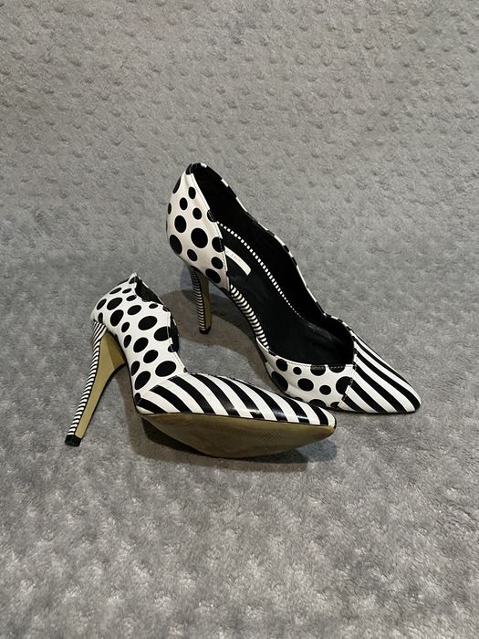 Женские туфли