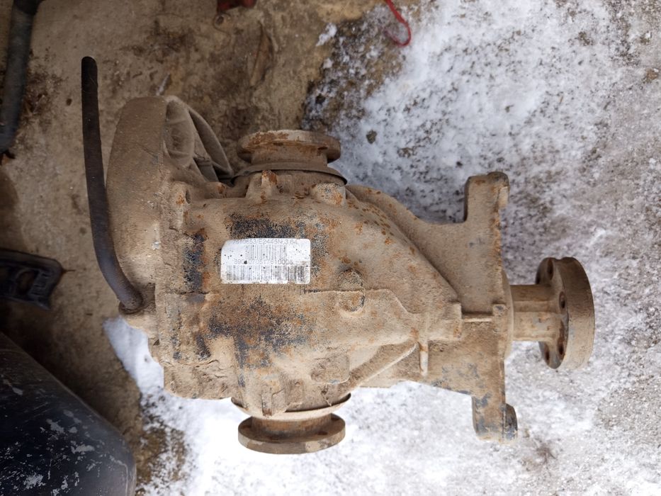 Заден Диференциал от БМВ Х5 4.4i