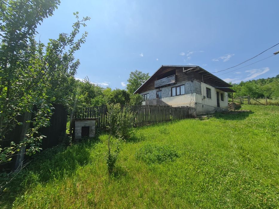 Casa de vanzare