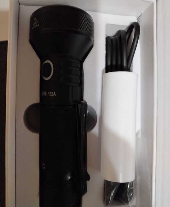 Lanterna Sofirn IF 22 A