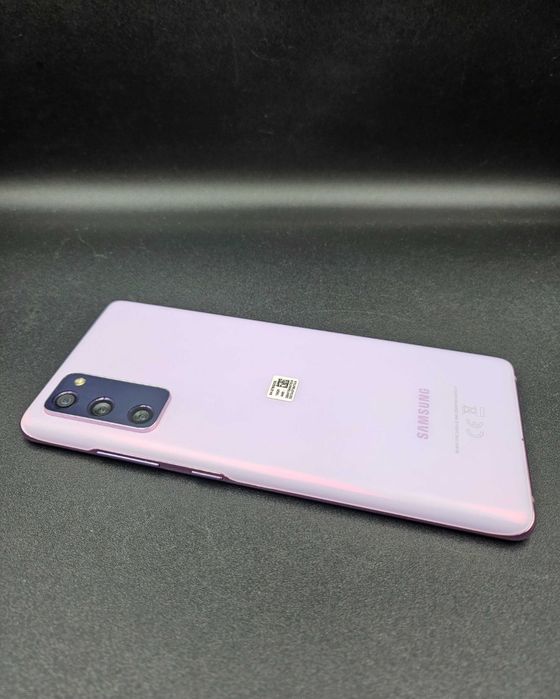 Samsung S20 FE st bună