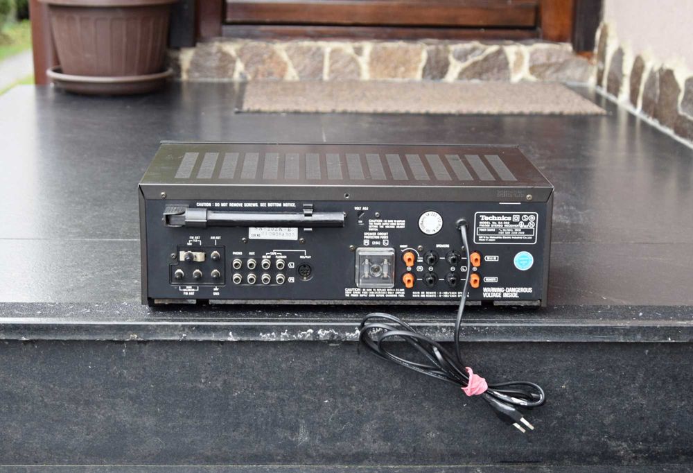 Amplituner Technics SA-202, amplificator