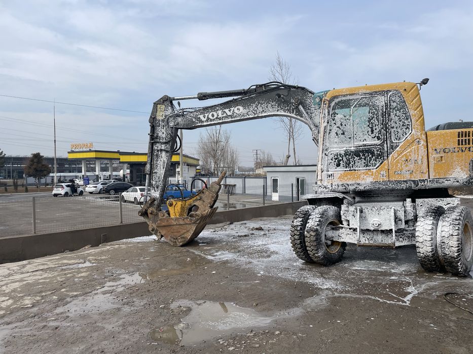 Volvo ekskavator EW145B