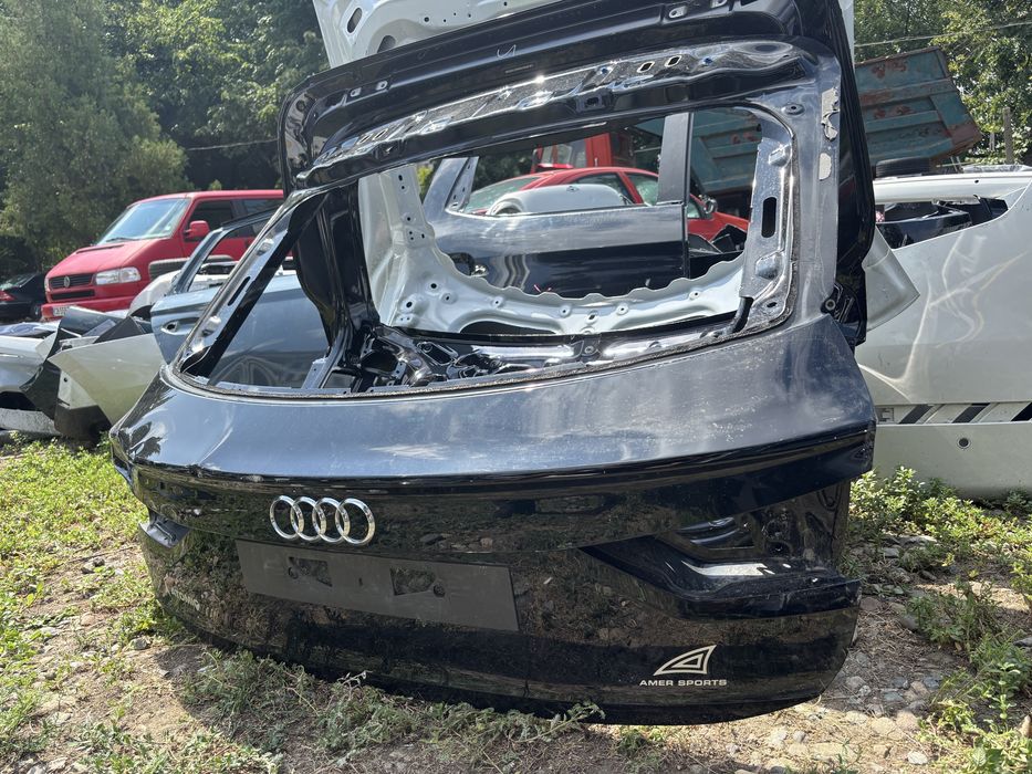 Капак Задна врата Багажник Ауди/Audi Q3
