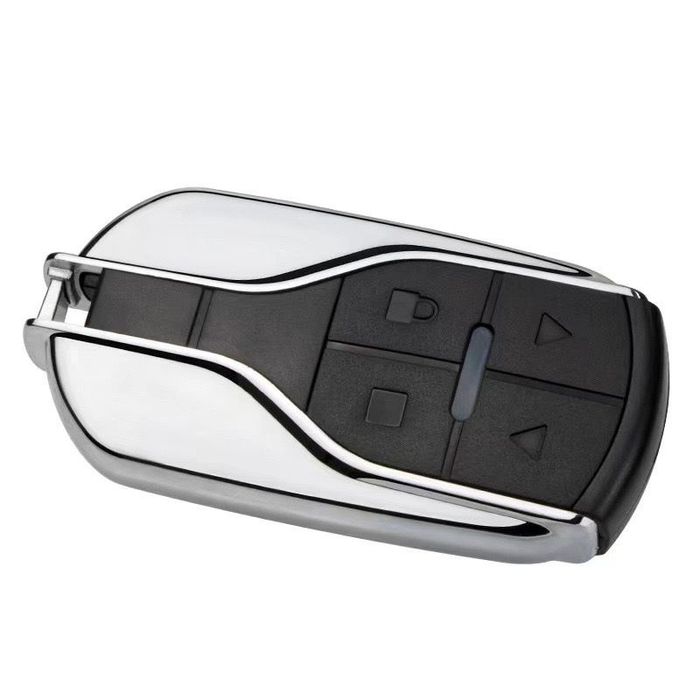 Продаю разные пульты от3000