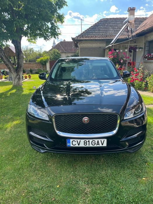 Suv Jaguar F Pace