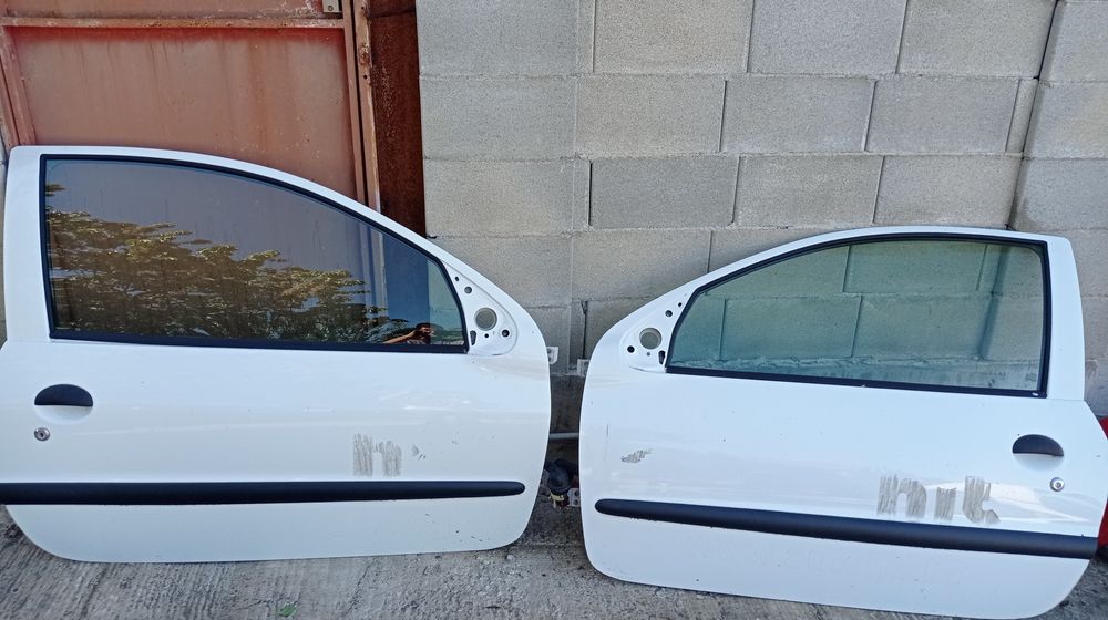 Врати Peugeot 206