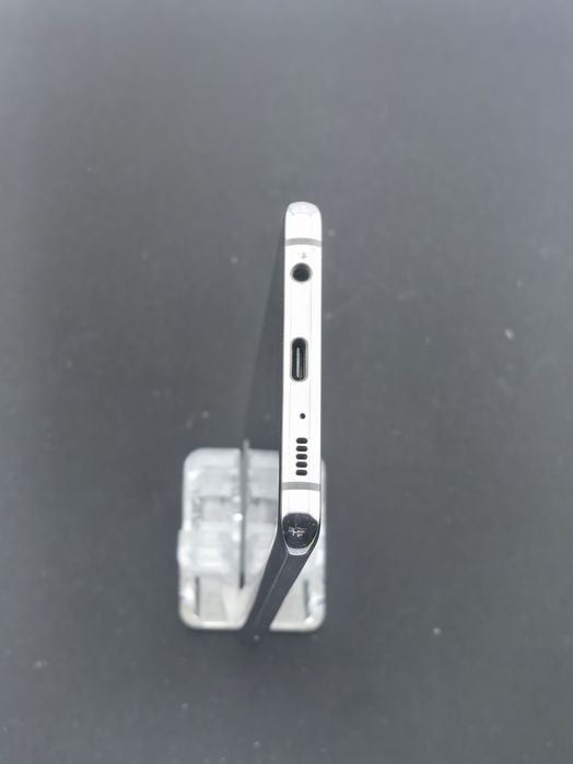 Samsung Galaxy S10 Plus  128 GB ID-qhr996