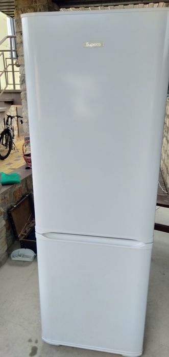 Холодильник Бирюса