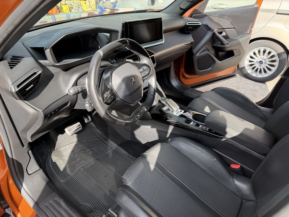 Peugeot 2008 бензин 2021г