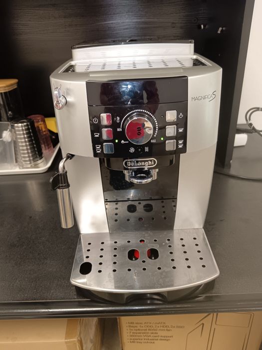 DeLonghi magnifica s