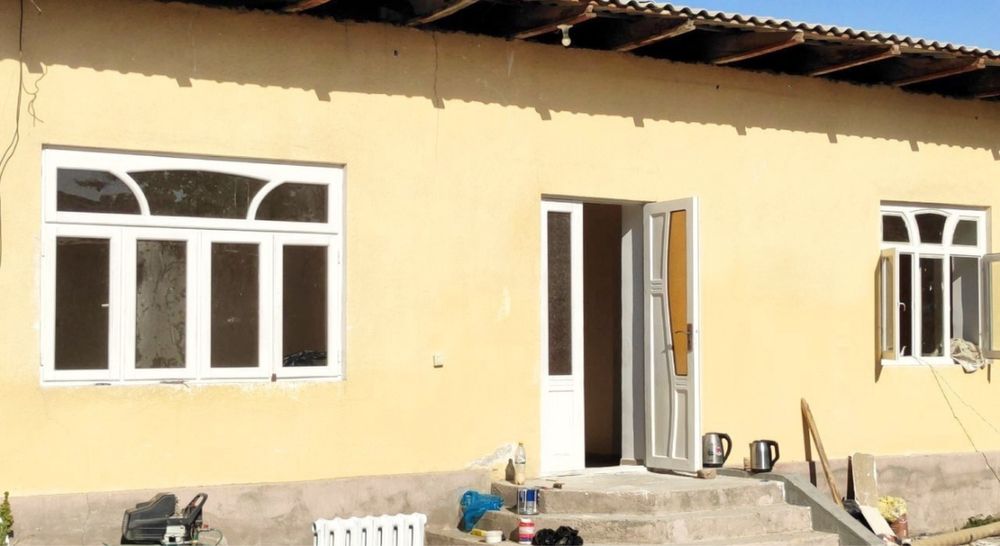 Бектемирда 2 хоналик уй ижарага!