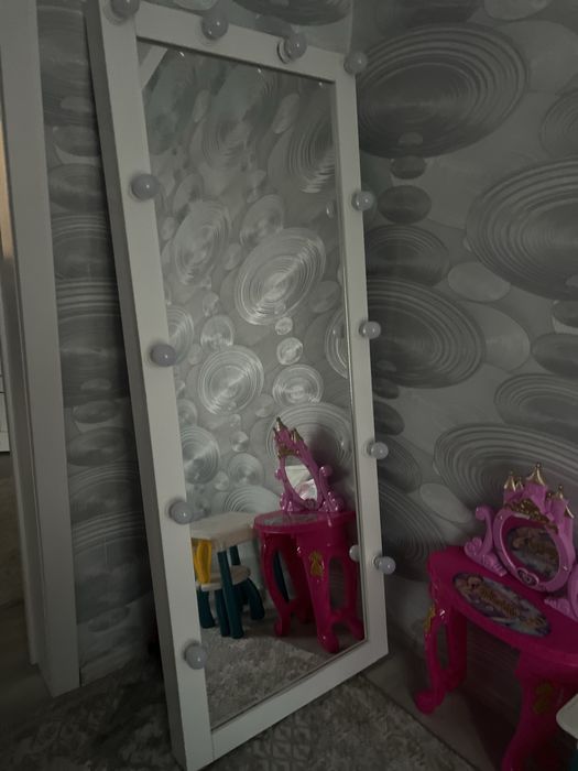 Продам зеркало 20000