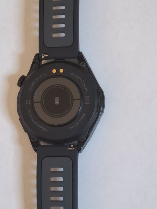 Смарт часовник – като нов / отлична батерия / много функции