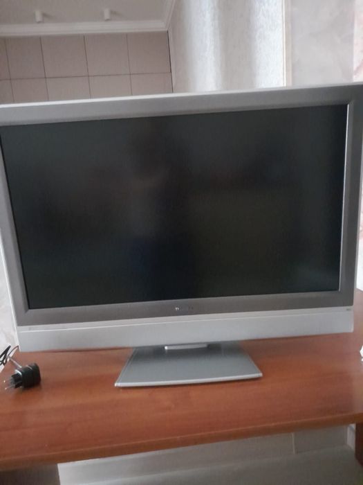 Продам телевизор