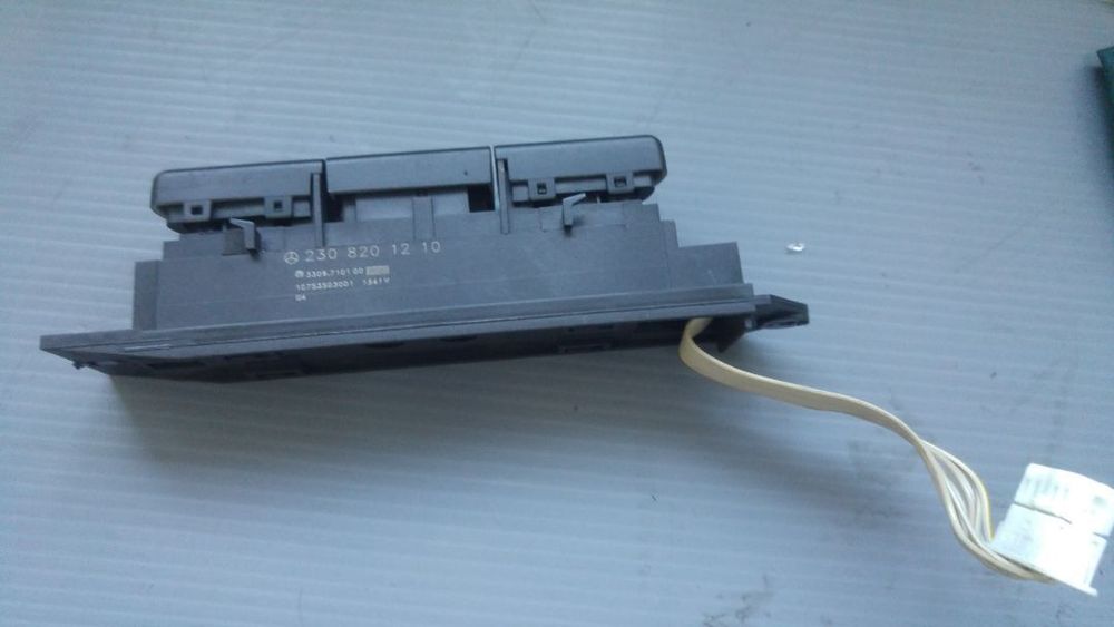 buton parcare mercedes sl r230 2308201210