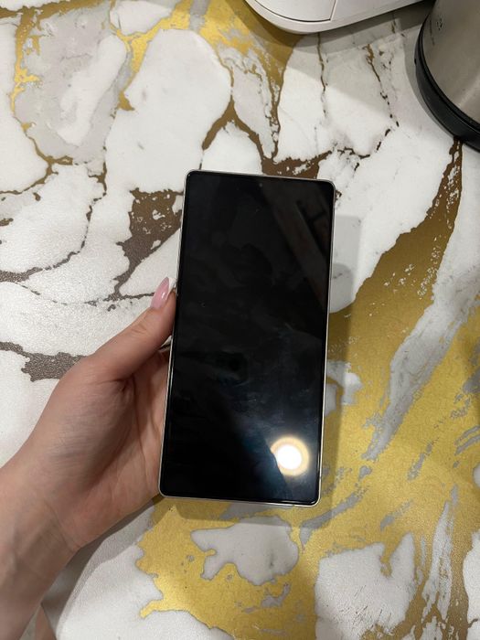 Продам Samsung S25 Ultra