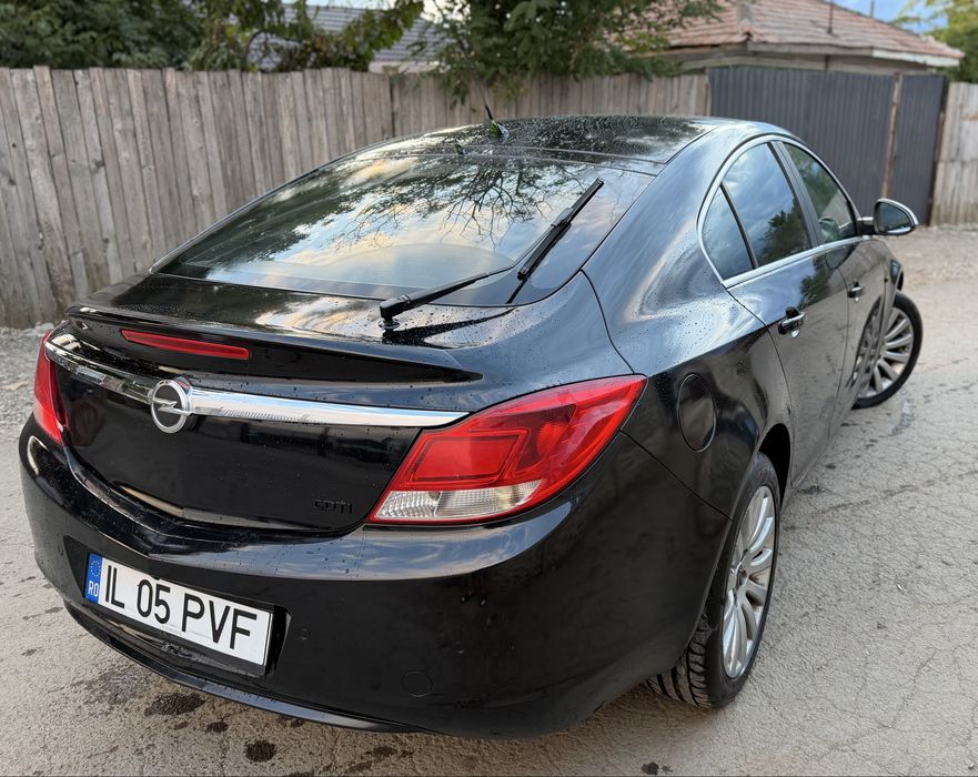 Vand Opel Insignia 2011