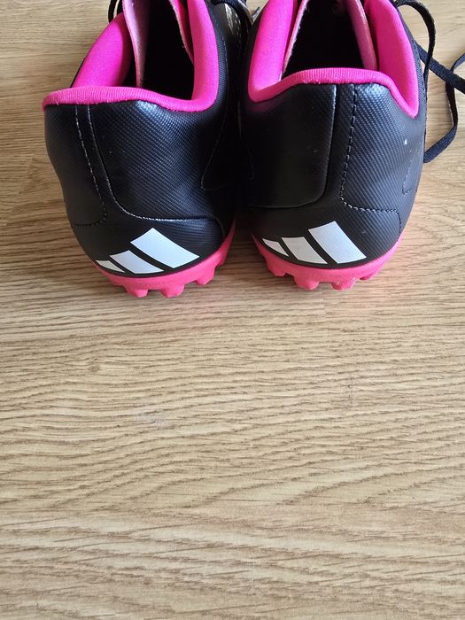 Футболни обувки Adidas