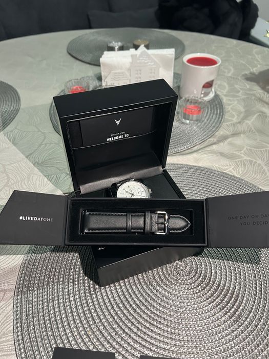 Часовник VINCERO the Reserve Automatic