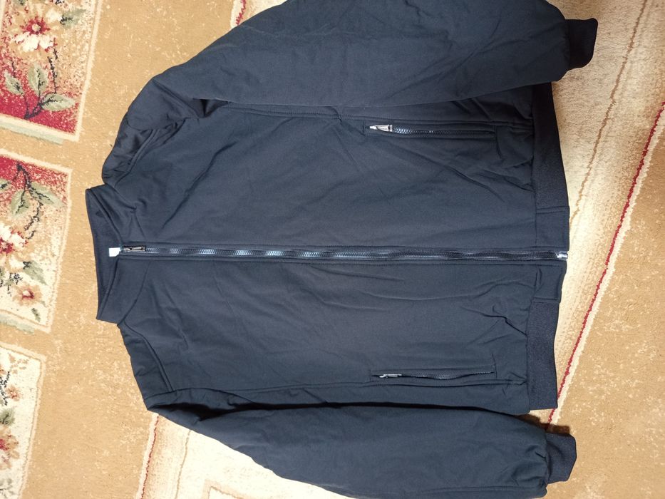 Две мужские куртки новые