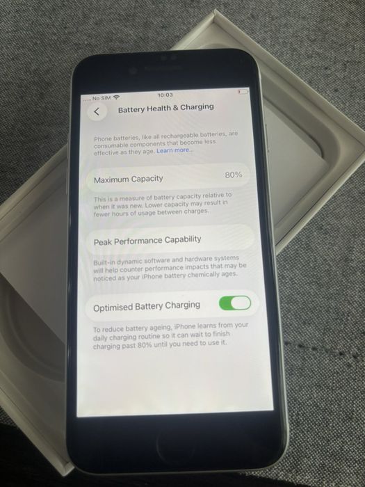 Iphone SE 2020, 64GB, White, 80% батерия