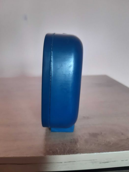 Часовник с емблемата на Левски