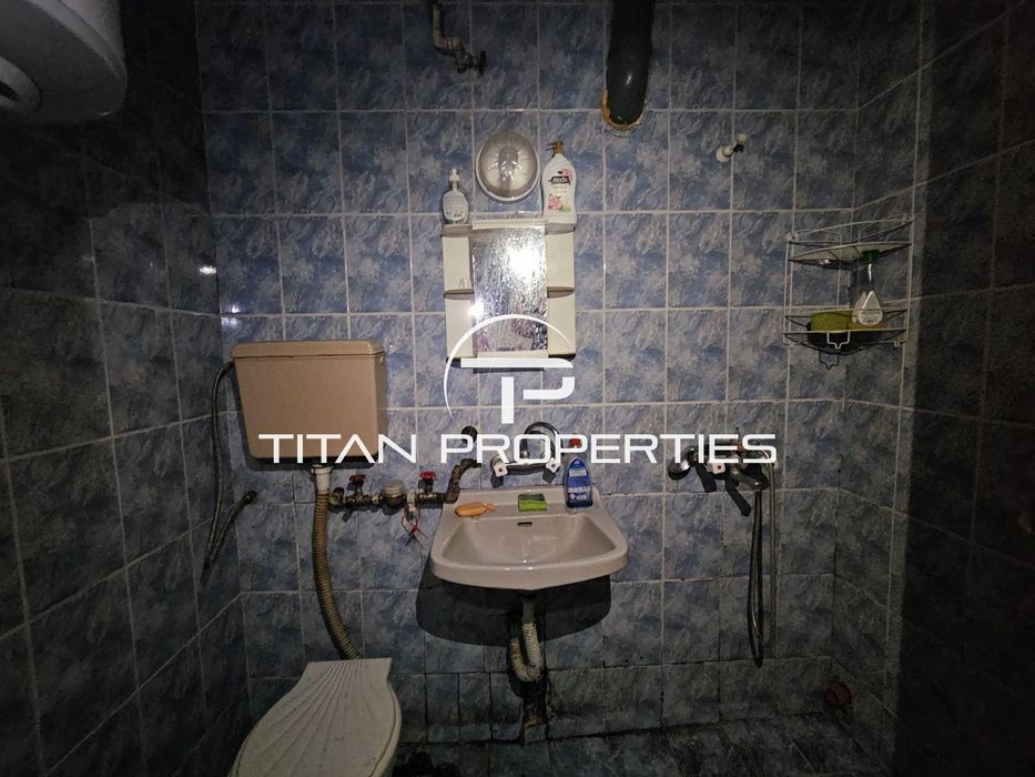 Продава се Едностаен апартамент в Варна, Левски - 20 кв.м за 2925 €/кв.м - Снимка #5