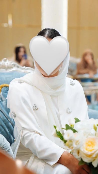 Продается платье для никяха и для торжеств.