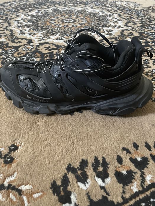 Balenciaga track 1, БУ